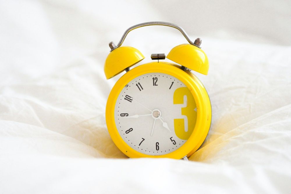 Fatigue, nervosité, moral en baisse : ce que cette nuit va changer dans votre tête | So Busy Girls