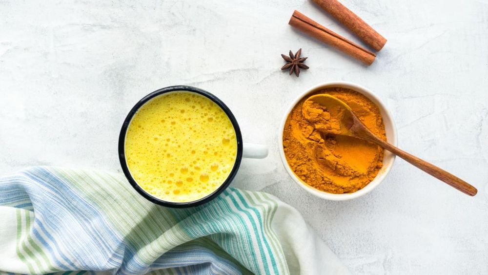 6 bonnes raisons de vous mettre au golden latté au curcuma | So Busy Girls