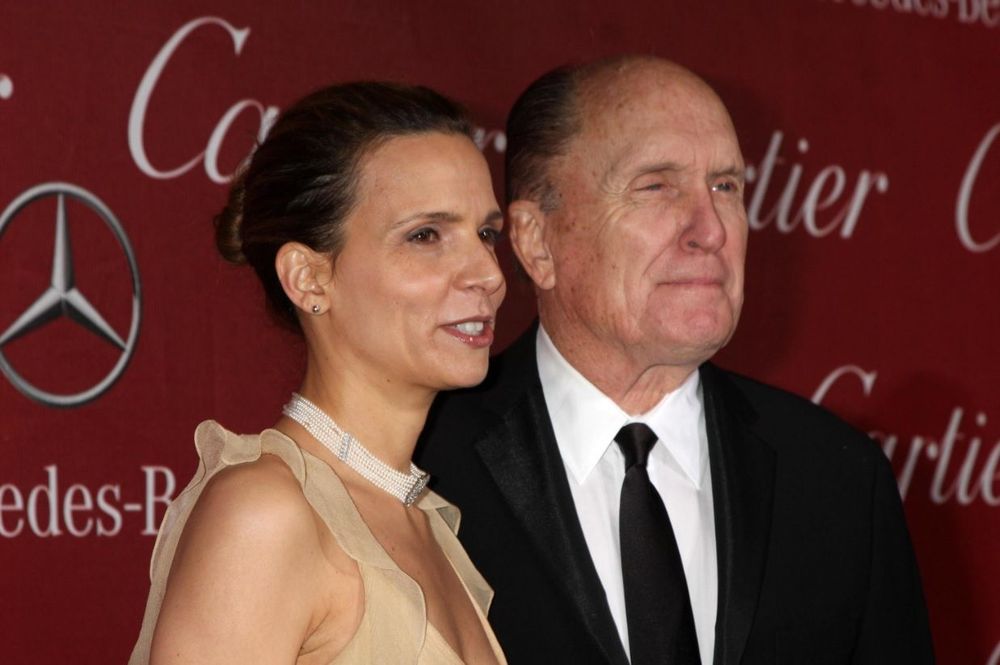 41 ans d’écart et un amour indéfectible : l’histoire passionnée de Robert Duvall et Luciana Pedraza | So Busy Girls