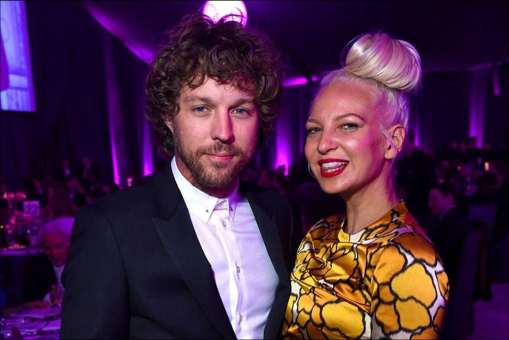 Divorce de Sia : son ex-mari lui réclame une pension alimentaire de plus de 250 000 dollars par mois | So Busy Girls