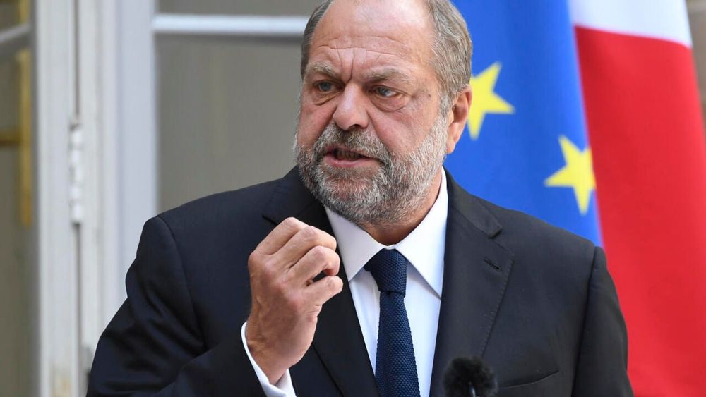 Éric Dupond-Moretti recadre Jordan Bardella après son soutien à Brigitte Macron | So Busy Girls