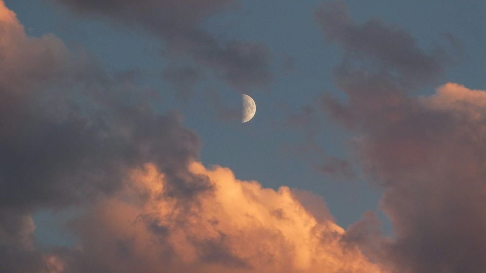 Nouvelle Lune du 8 mai : comment elle va très fortement influencer ces 3 signes astros | So Busy Girls