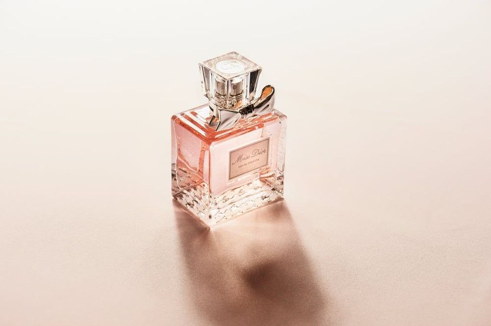 3 bonnes raisons de changer régulièrement de parfum | So Busy Girls