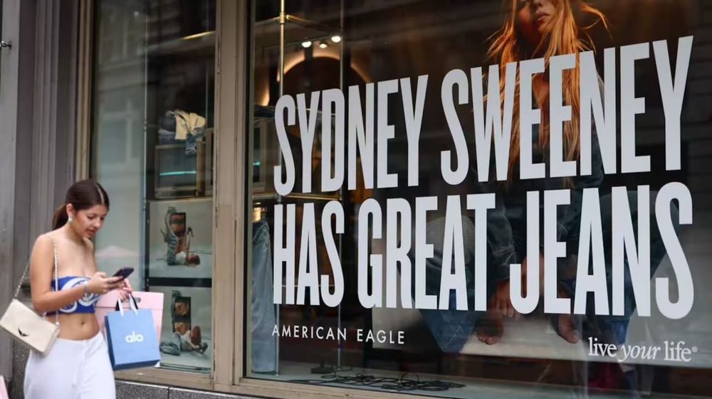 American Eagle s'envole en Bourse après le soutien de Trump à Sydney Sweeney | So Busy Girls