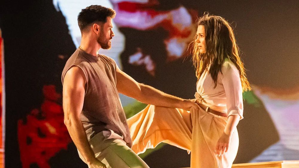 En couple avec Tibo InShape, Juju Fitcats raconte leur rapport très différent à l’argent et au succès | So Busy Girls