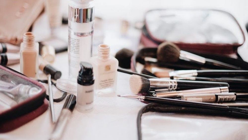 5 conseils pour trier ses produits de beauté et savoir quand jeter ceux qui sont périmés | So Busy Girls