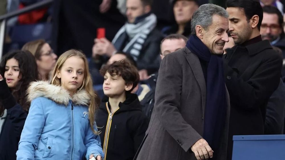 "Le plus fort" : après sa condamnation, Nicolas Sarkozy reçoit un soutien inattendu de sa fille Giulia | So Busy Girls