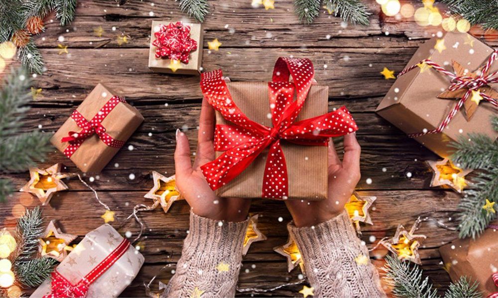5 astuces pour choisir quels cadeaux offrir à un enfant pour Noël | So Busy Girls