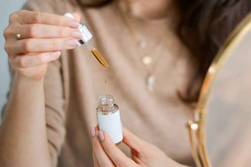 10 gestes quotidiens pour préserver votre peau sans y passer des heures | So Busy Girls