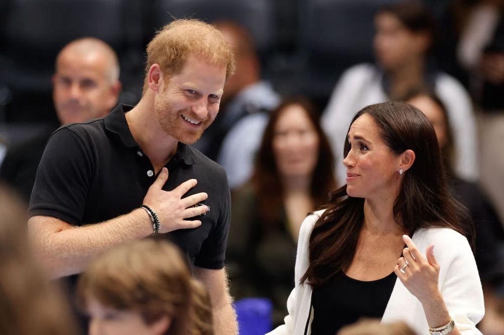 Harry et Meghan : ce souvenir improbable de leurs fiançailles ressort huit ans après leur mariage | So Busy Girls