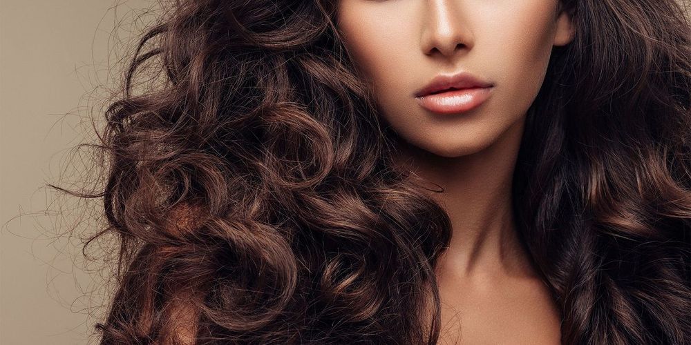 6 choses qui expliquent pourquoi vos cheveux ne poussent pas vite | So Busy Girls