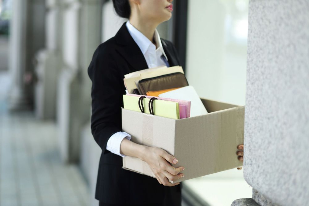 Son employeur la vire pour être arrivée trop tôt au travail, la justice confirme le licenciement pour faute grave | So Busy Girls