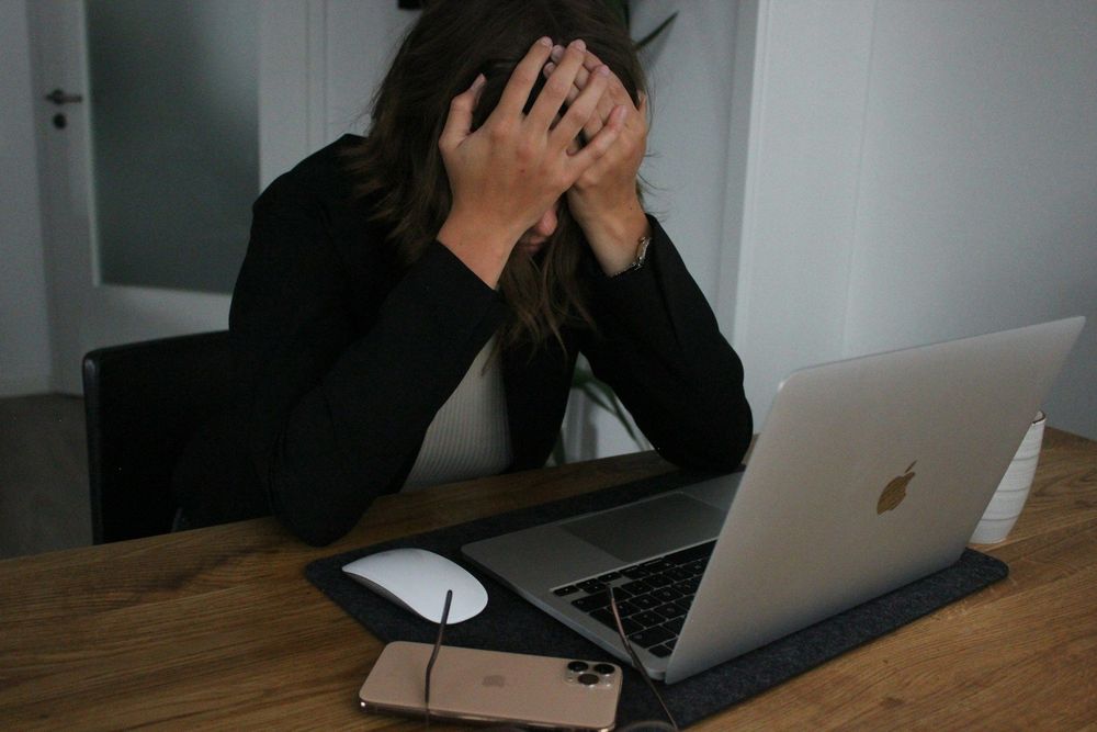 Comment les microstress peuvent ruiner votre santé physique et mentale | So Busy Girls