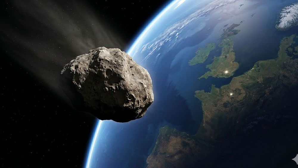 Pourquoi les astronomes regardent de très près cet astéroïde sans paniquer | So Busy Girls