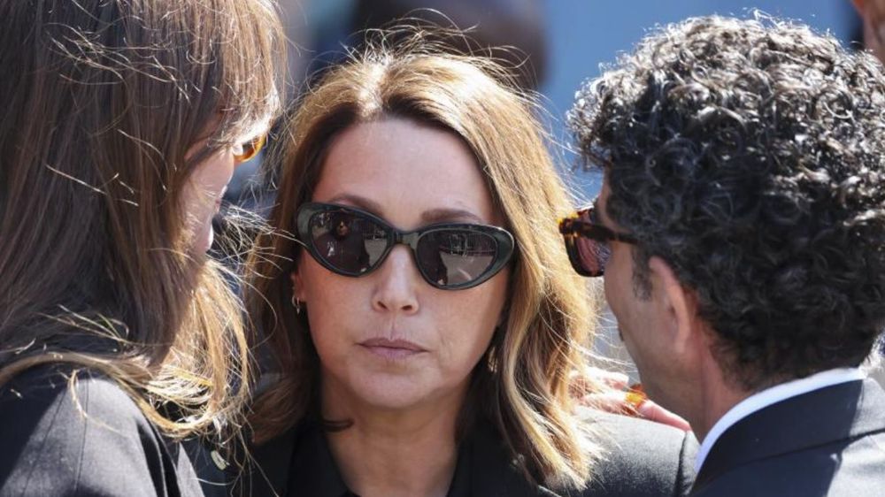 Obsèques de Nathalie Baye : les mots de Laura Smet qui restent gravés dans les esprits | So Busy Girls