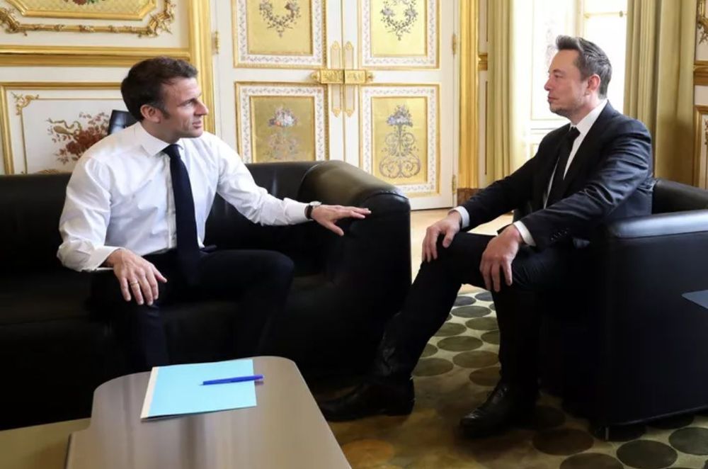 Elon Musk, Mukesh Ambani et David Solomon auraient attendu Emmanuel Macron : pourquoi ce déjeuner autant fait parler | So Busy Girls