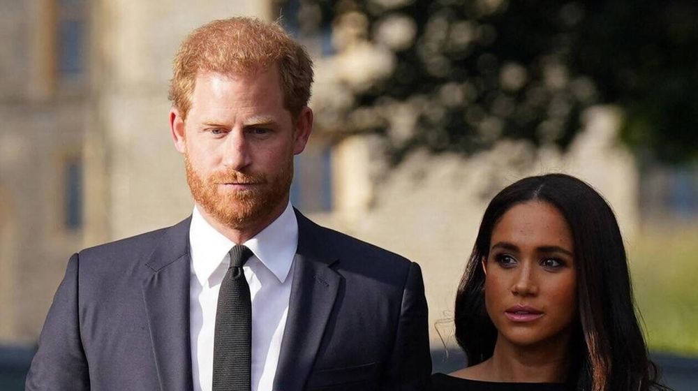 « Elle ne lui disait plus tout » : ce changement d’attitude d’Elizabeth II face à Harry intrigue | So Busy Girls