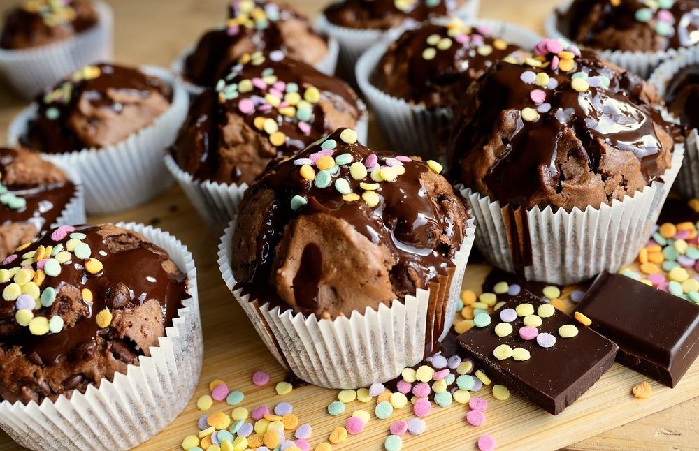 Alimentation émotionnelle : comprendre et apaiser le besoin de manger ses émotions | So Busy Girls