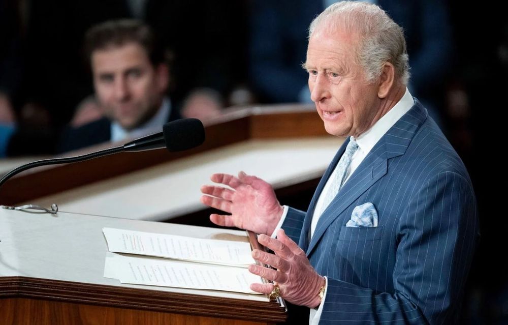 Charles III évoque une Amérique française face à Donald Trump à la Maison-Blanche : la réponse inattendue d’Emmanuel Macron sur X surprend | So Busy Girls