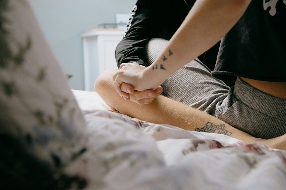 9 conseils pour faire la différence entre un vrai coup de foudre d'une obsession toxique | So Busy Girls