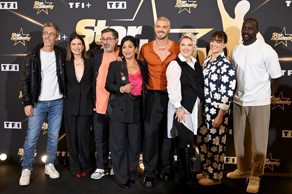 Star Academy 2025 : découvrez les nouveaux professeurs et les parrains prestigieux de l’édition | So Busy Girls