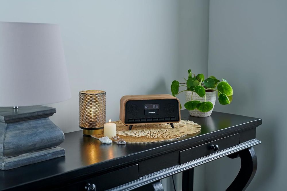 Thomson Cosy : 5 idées cadeaux parfaites pour les fans de musique et de déco | So Busy Girls