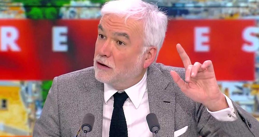 Pascal Praud face à une nouvelle polémique : son "mea culpa" peut-il vraiment suffire ? | So Busy Girls