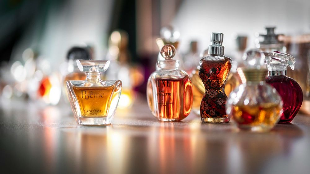 4 astuces pour que votre parfum reste sur votre peau toute la journée | So Busy Girls