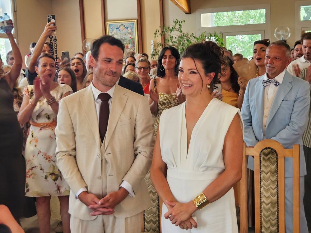 Axel Huet s’est marié avec Marine Llado lors d’une cérémonie entourée de leurs proches | So Busy Girls