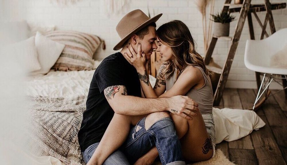Les nouvelles formes de relations à l'ère digitale : quand les codes amoureux évoluent | So Busy Girls