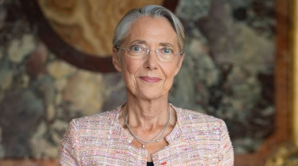 « Je ne partage pas un certain nombre de positions » : Elisabeth Borne met une distance inattendue avec Les Républicains | So Busy Girls
