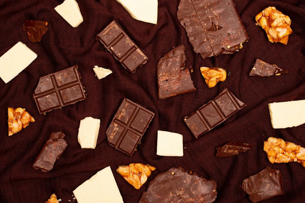 “Ce n’est pas du chocolat” : pourquoi cette phrase revient toujours à propos du chocolat blanc | So Busy Girls