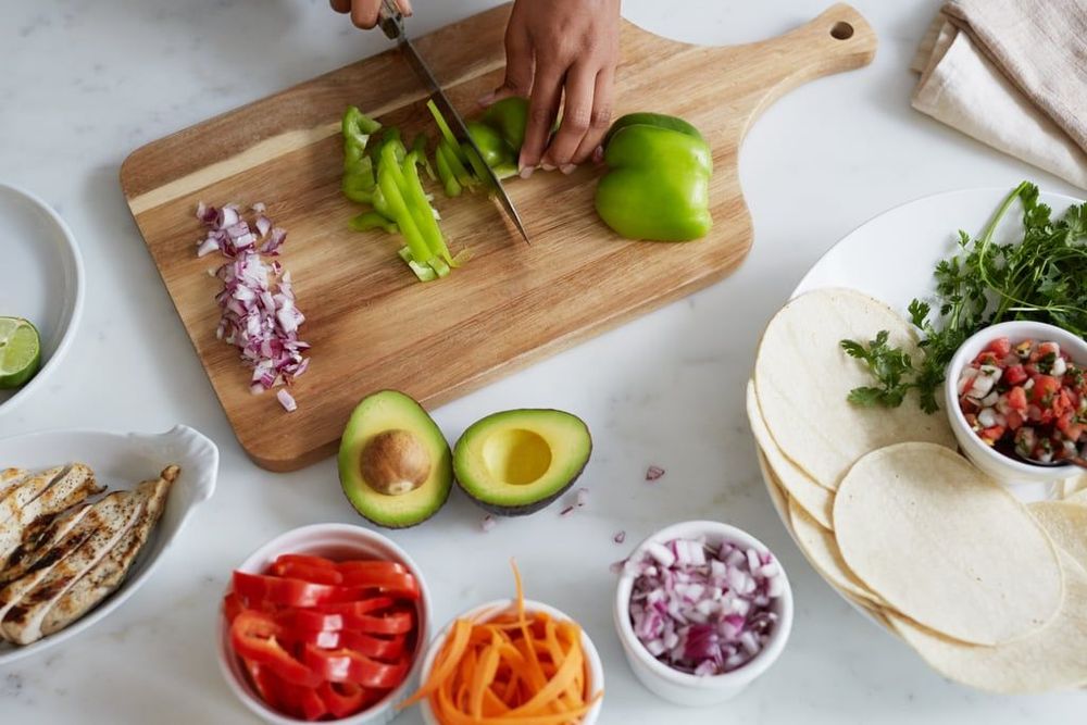 13 aliments qu'on peut consommer sans danger après la date de péremption | So Busy Girls