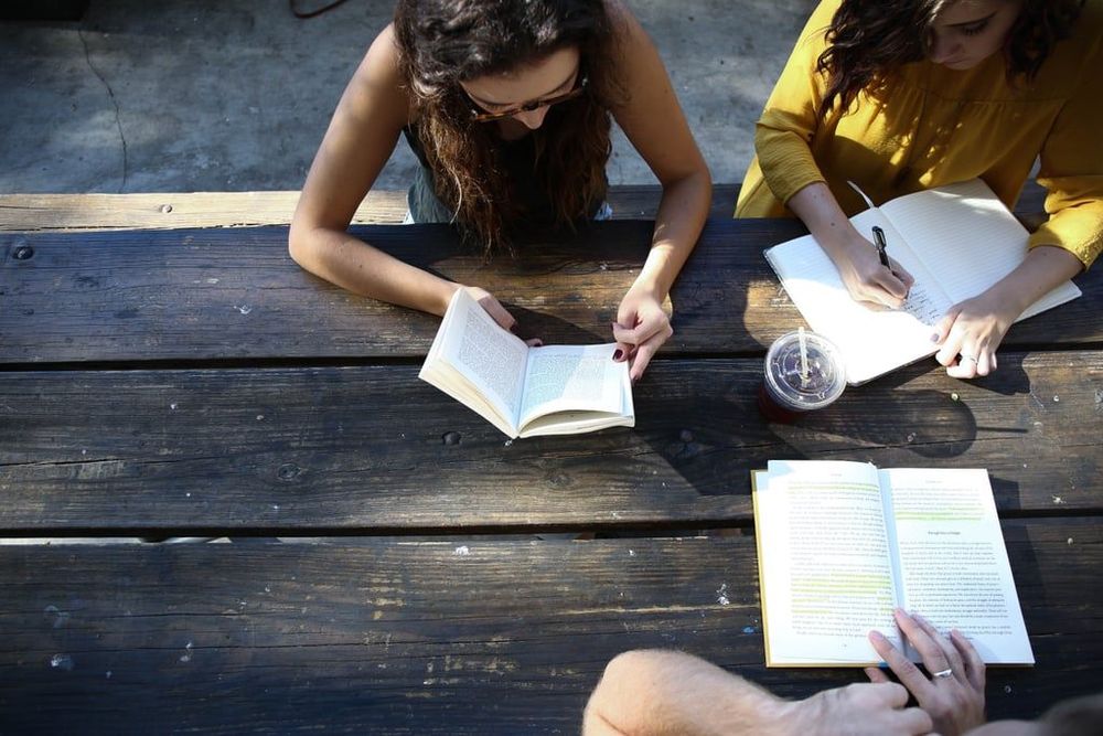 5 façons simples et efficaces d'apprendre l'anglais | So Busy Girls
