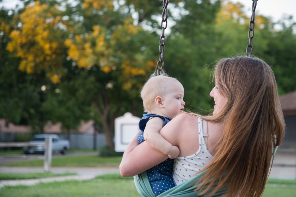 Pour être en bonne santé, une maman devrait sortir 2 fois par semaine avec ses amies | So Busy Girls