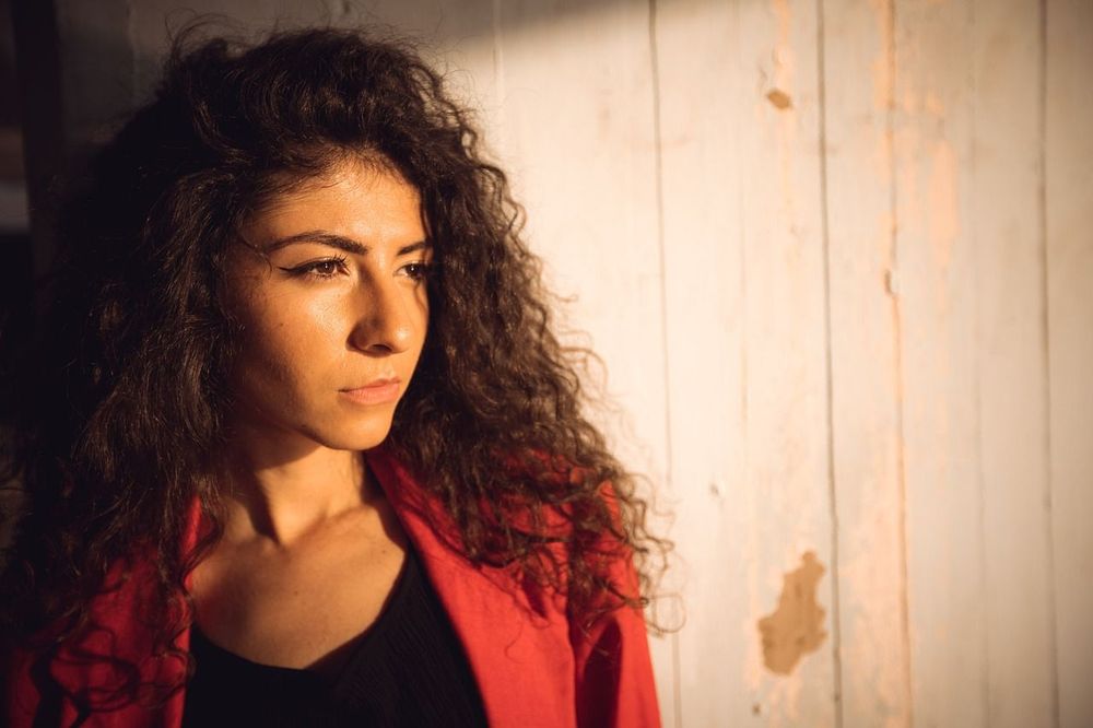 Pourquoi parler une langue étrangère vous rend instantanément plus attirante (et comment y arriver rapidement) | So Busy Girls