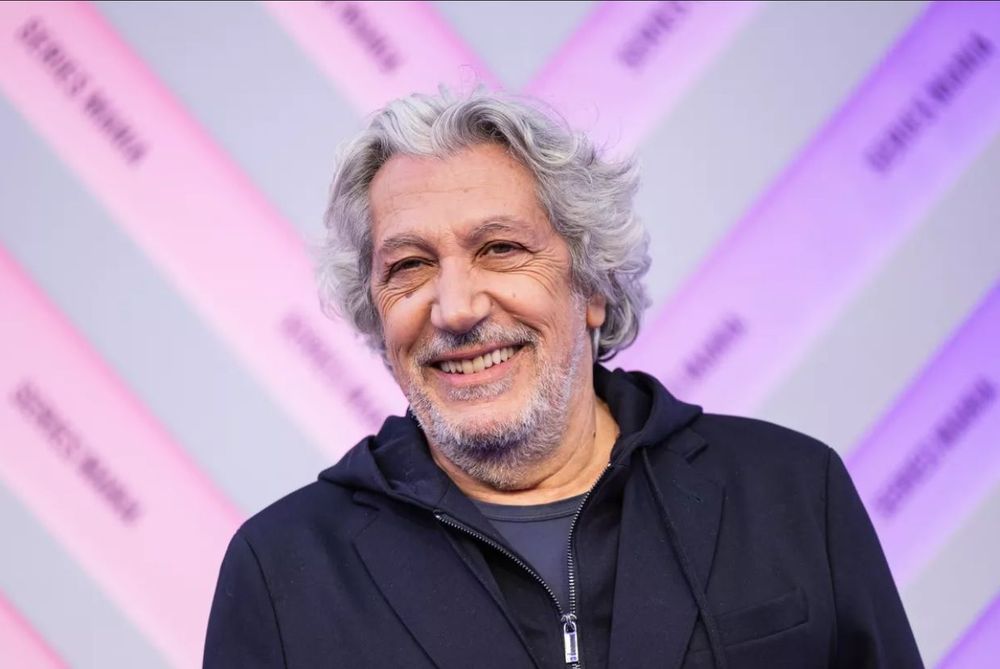 Pourquoi tout le monde parle du fils d’Alain Chabat et de son talent caché | So Busy Girls
