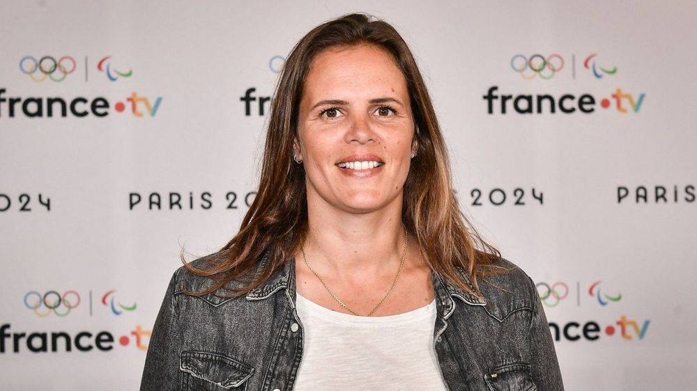 “C’était comme ma fille” : Philippe Lucas bouleversé, Laure Manaudou émue aux larmes dans un documentaire poignant | So Busy Girls