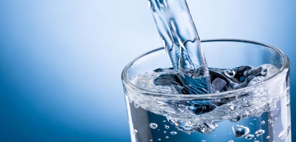 J'ai arrêté de boire de l'eau gazeuse pendant une semaine, et voilà ce que j'ai retenu | So Busy Girls