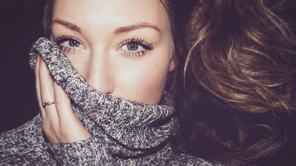 L'astuce naturelle ultra efficace pour faire disparaître un bouton en une nuit | So Busy Girls
