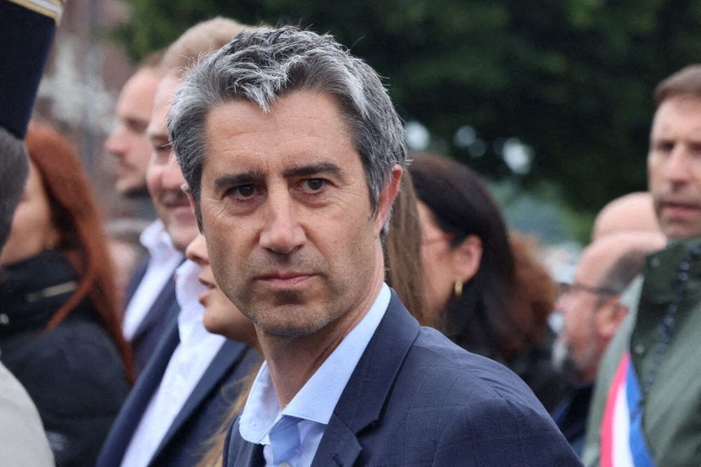 « Qu’il reste en prison le plus longtemps possible » : Nicolas Sarkozy violemment taclé par François Ruffin | So Busy Girls