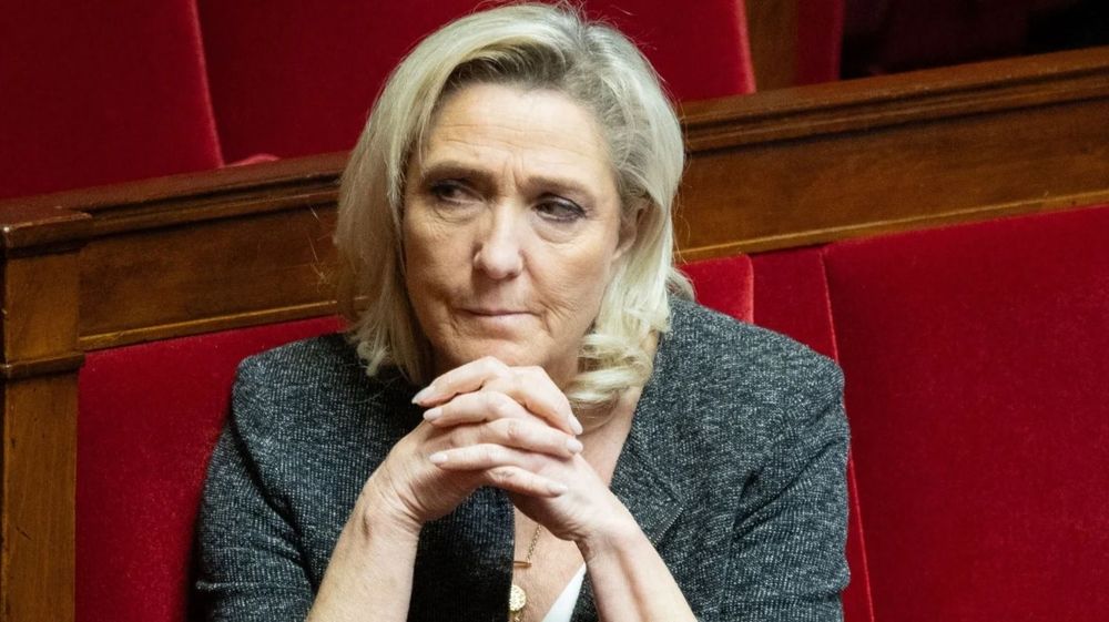 Affaires judiciaires et politique : ce que le cas Marine Le Pen rappelle aux Français | So Busy Girls