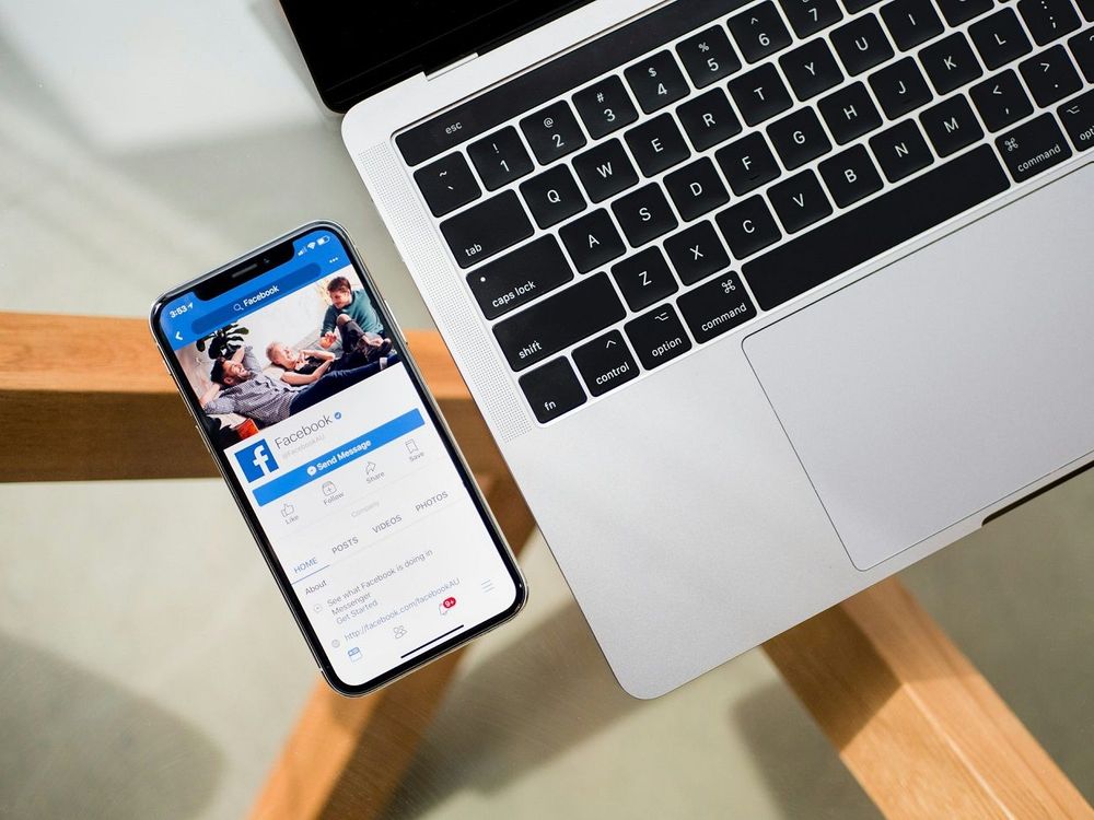 Facebook change encore : ce nouvel onglet va transformer votre fil d'actualité | So Busy Girls