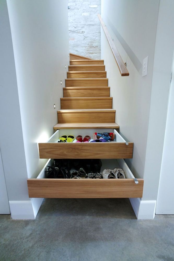 Les tiroirs dans les marches d’escalier | So Busy Girls