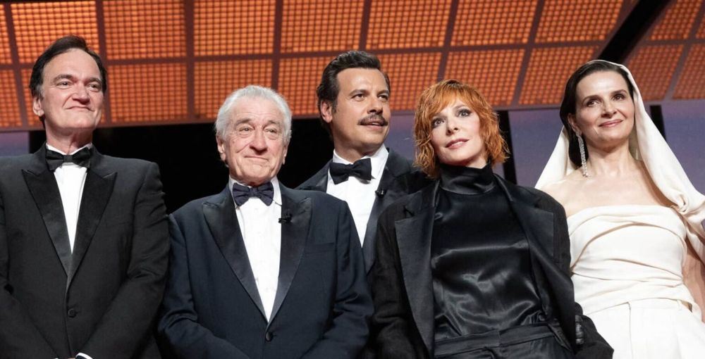 "Il faut que tu sois gentil" : la remarque inattendue de Mylène Farmer à Robert De Niro bouleverse Cannes | So Busy Girls