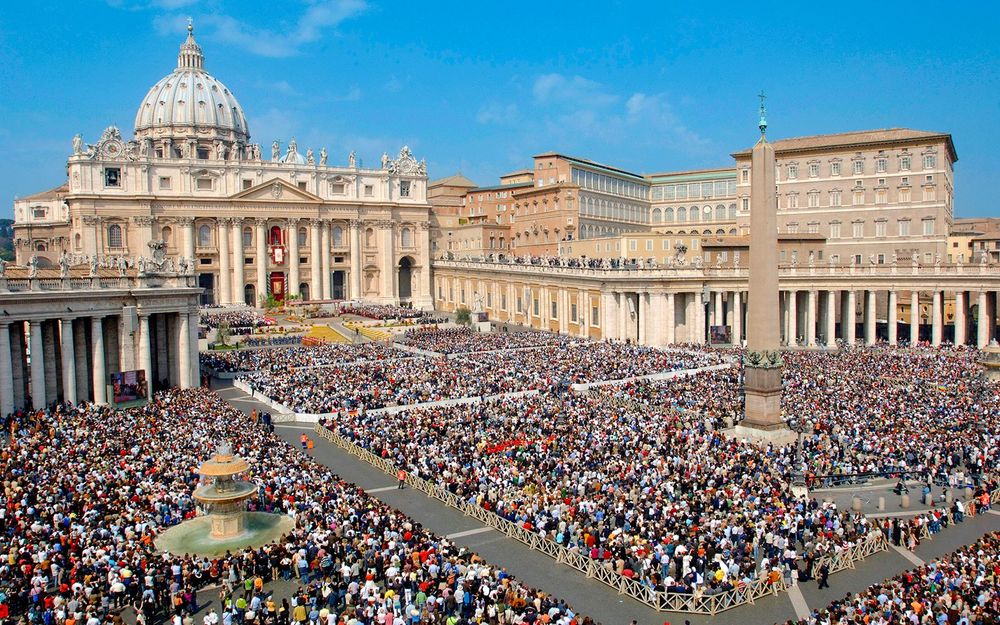 Voici le nouveau pape : une première historique pour le Vatican | So Busy Girls