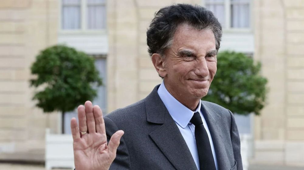 “Blanc comme neige” : la phrase de Jack Lang qui lui colle désormais à la peau | So Busy Girls