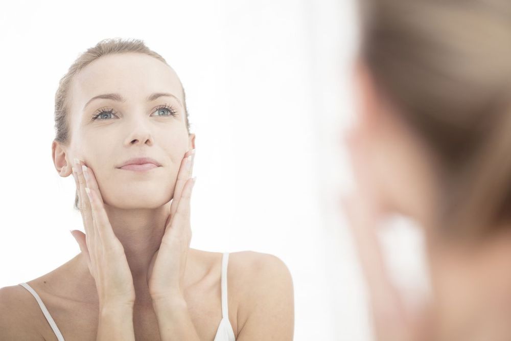 4 gestes à connaître pour bien appliquer ses soins visage | So Busy Girls