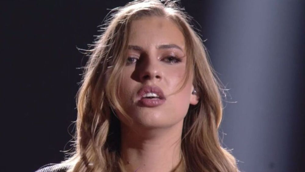 Après la victoire d’Ambre, Léa crée le buzz : ce détail sur son enfance que personne n’avait capté | So Busy Girls