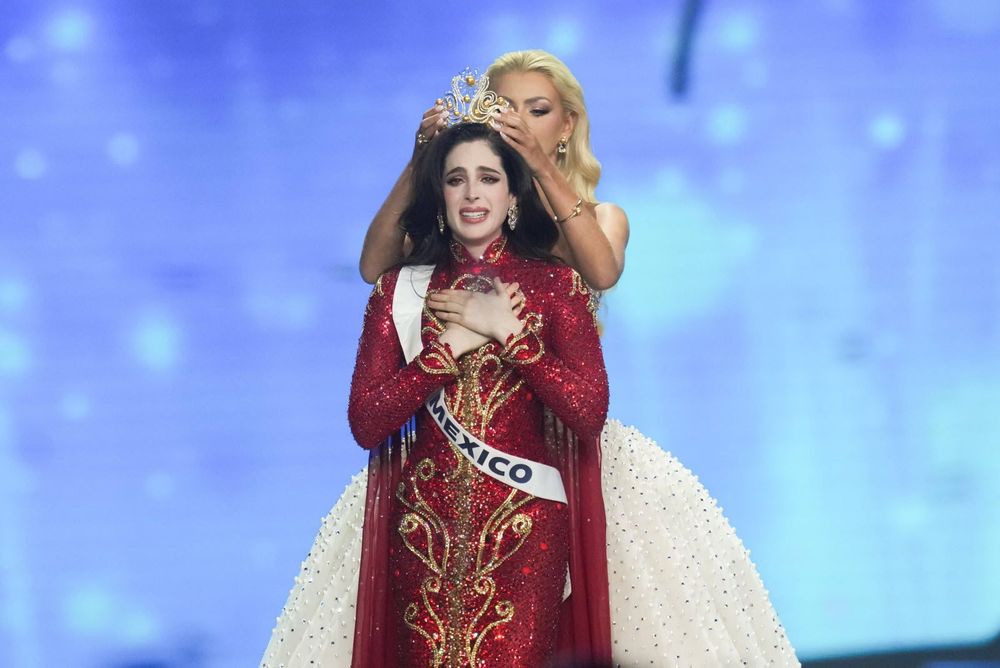 Miss Univers 2025 : les révélations fracassantes d’Omar Harfouch sur un concours truqué | So Busy Girls